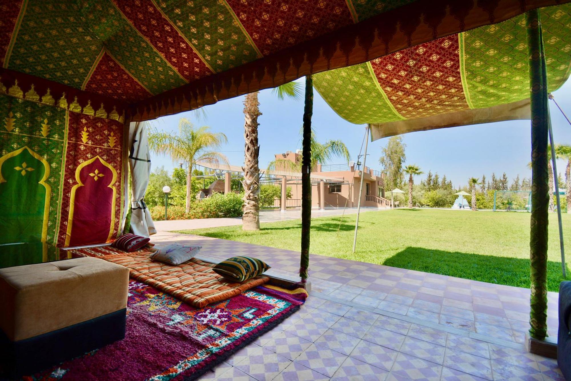 Ferme De Vacances Avec Une Grande Villa A Marrakech 마라케시 외부 사진
