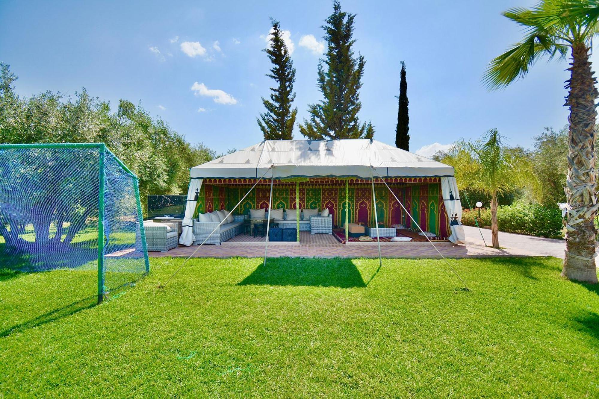 Ferme De Vacances Avec Une Grande Villa A Marrakech 마라케시 외부 사진