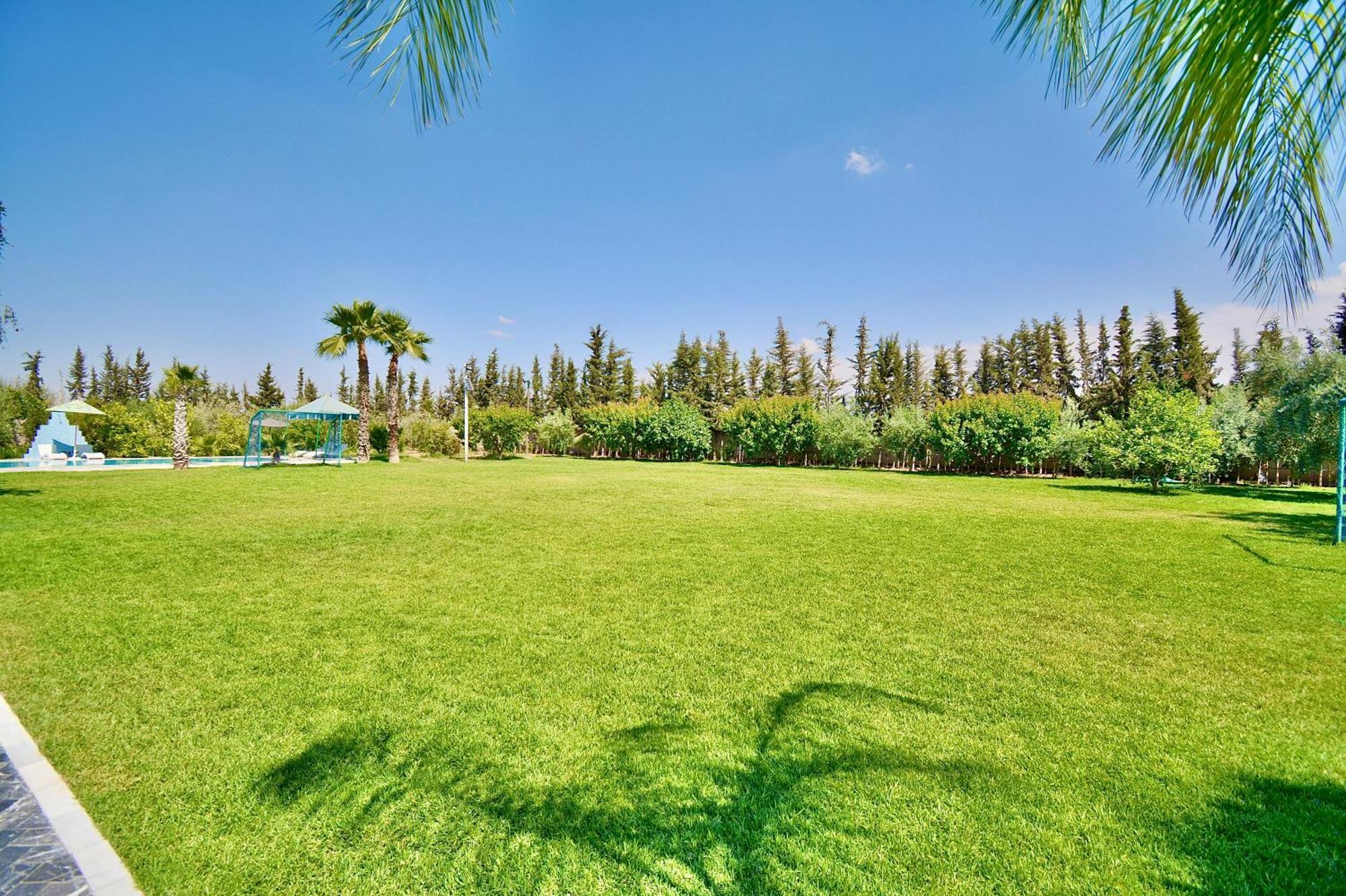 Ferme De Vacances Avec Une Grande Villa A Marrakech 마라케시 외부 사진
