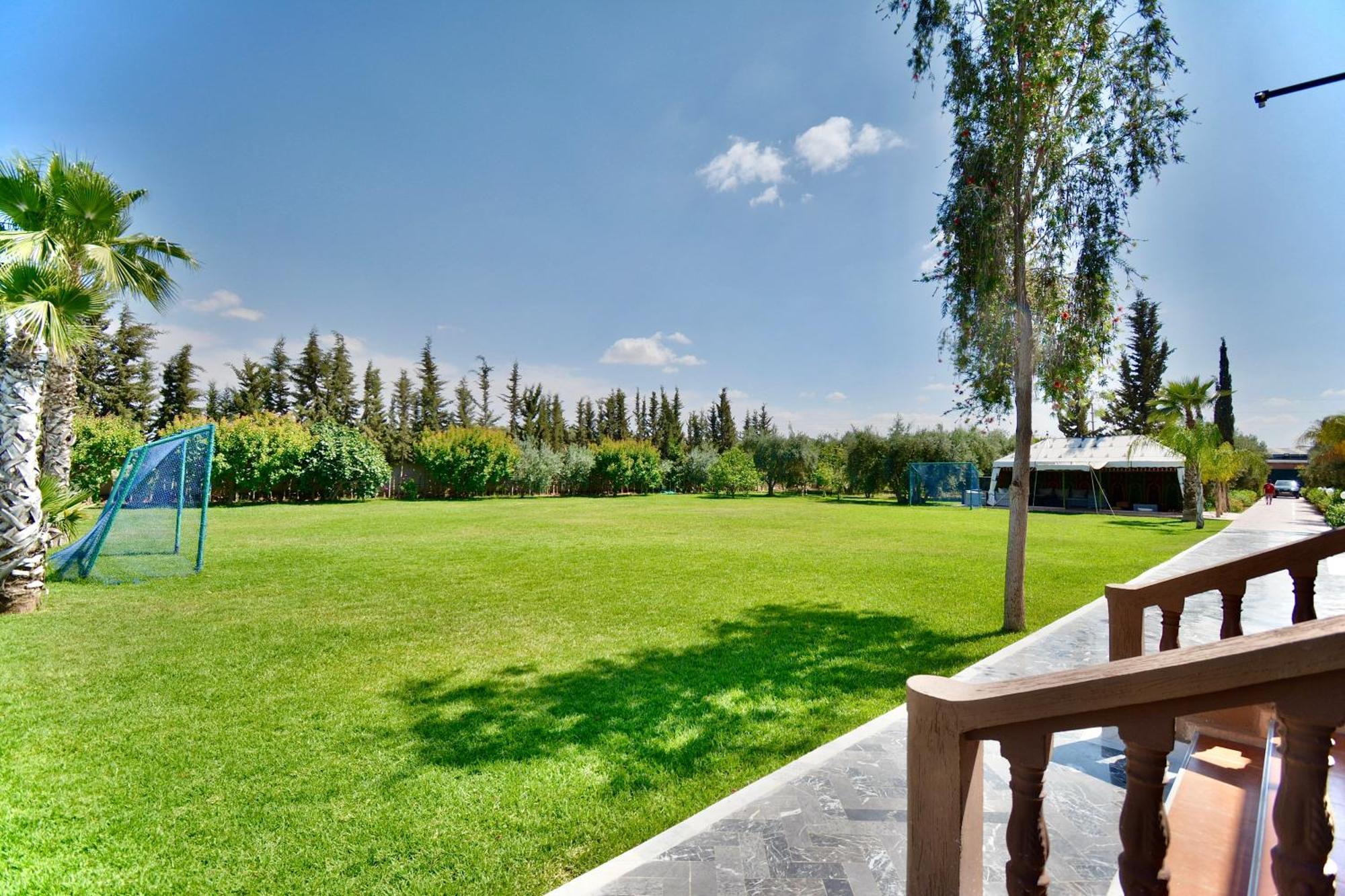 Ferme De Vacances Avec Une Grande Villa A Marrakech 마라케시 외부 사진